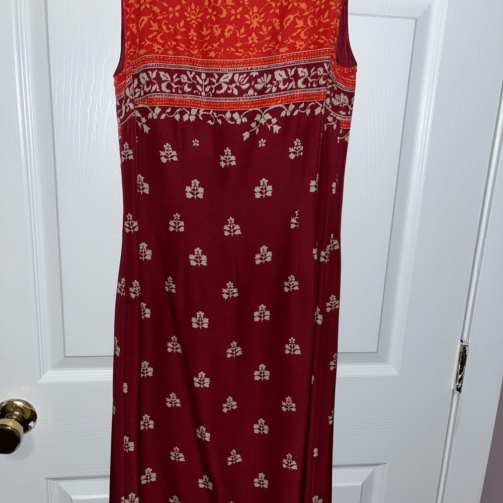 Elegant Red and Orange Sleeveless Dress